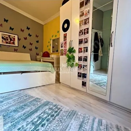 Apartamento Deniz Sehir Ve Doga Manzarali Havuzlu Daire *